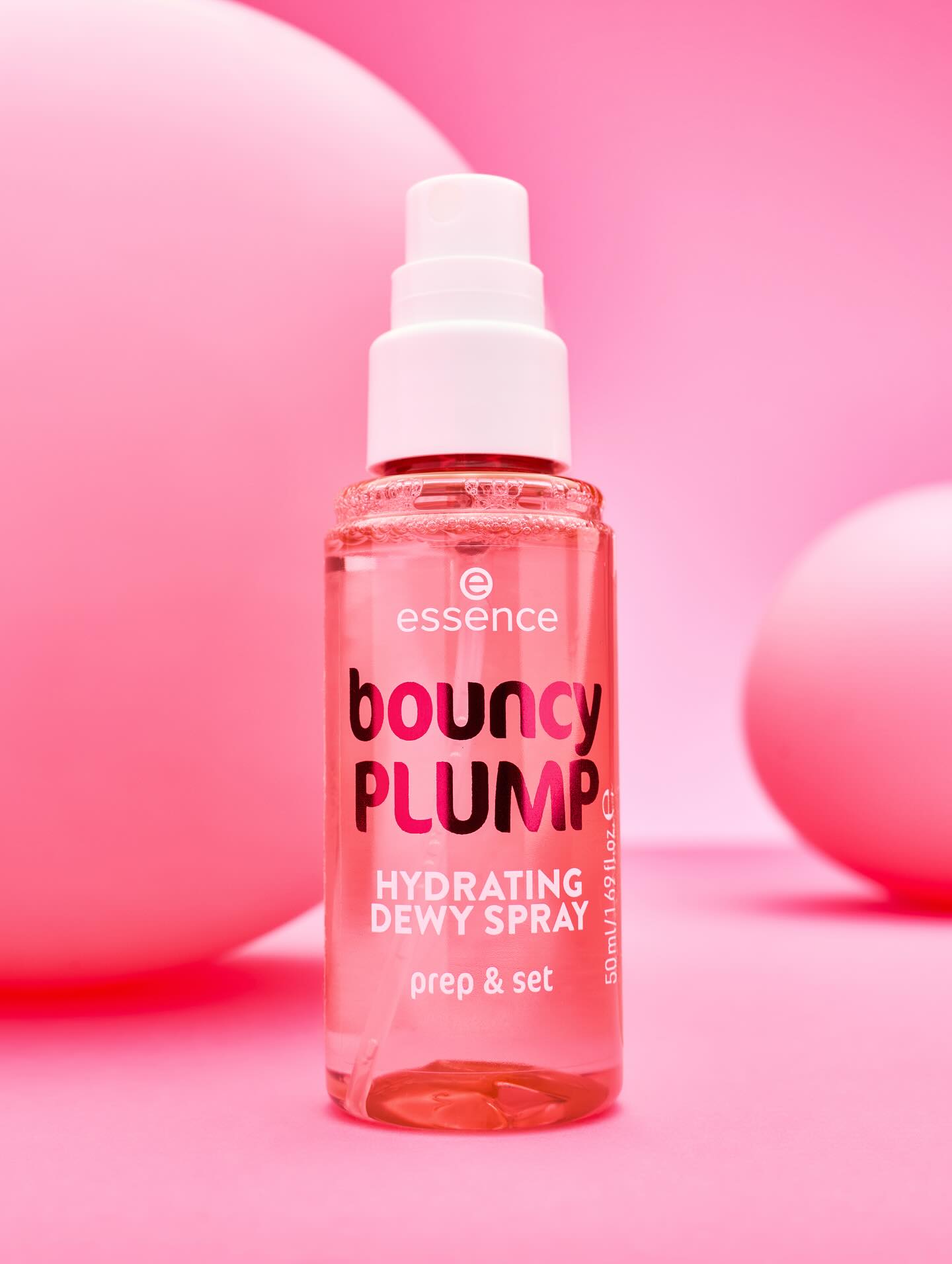 ESSENCE BOUNCY PLUMP HYDRATING DEWY