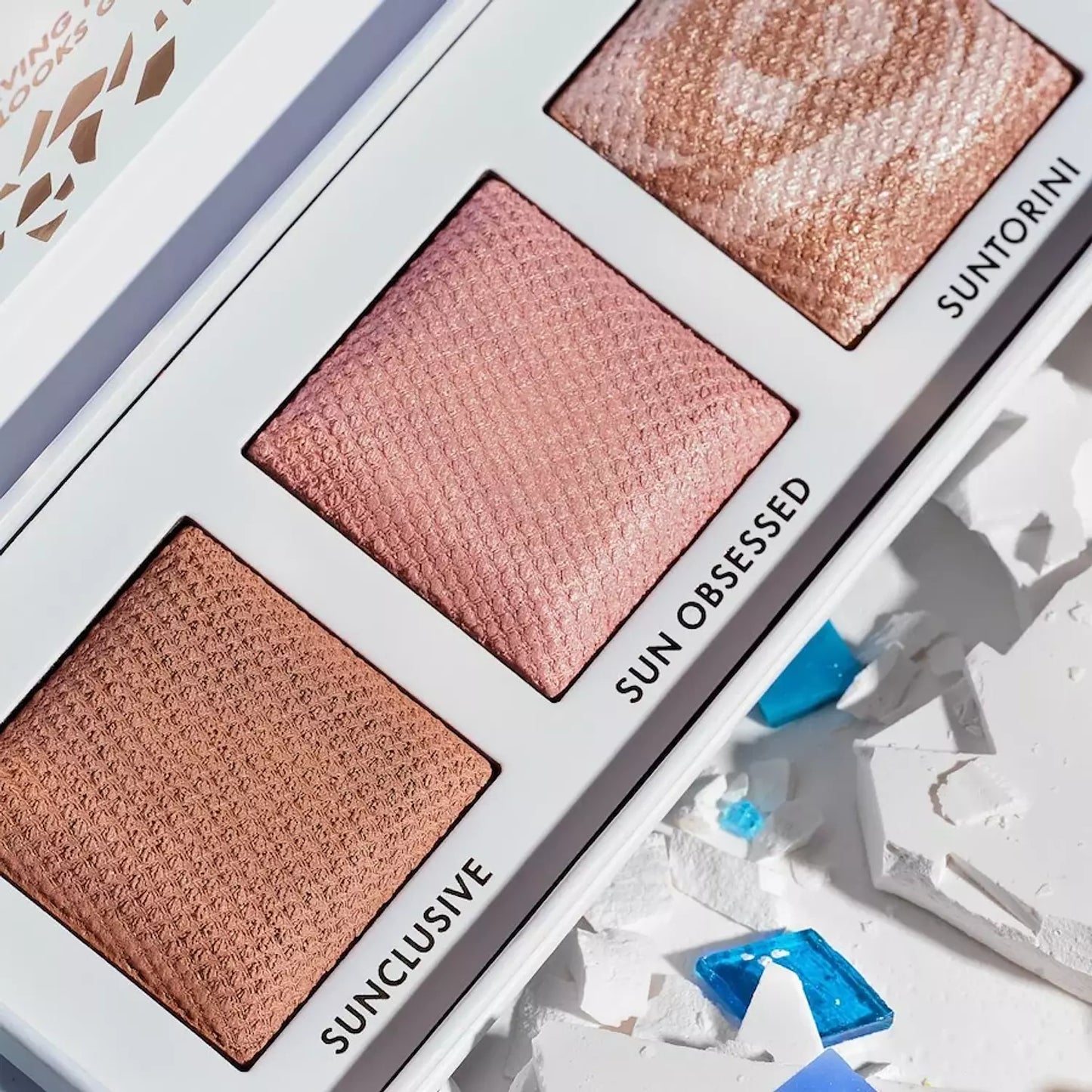SUMMER OBSESSED GLOWY FACE PALETTE